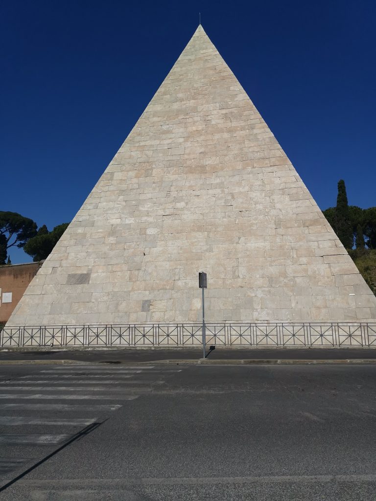 piramide egitto roma – informazionecattolica.it