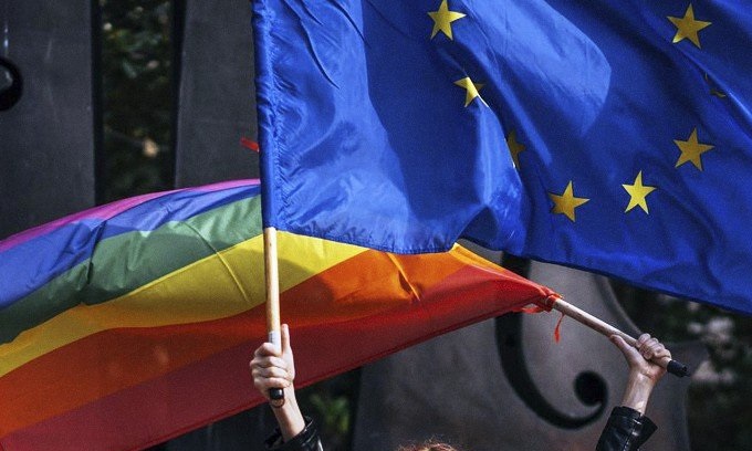 E’ inaccetabile la richiesta del Consiglio d’Europa di promuovere l’Agenda LGBTQ nelle scuole italiane